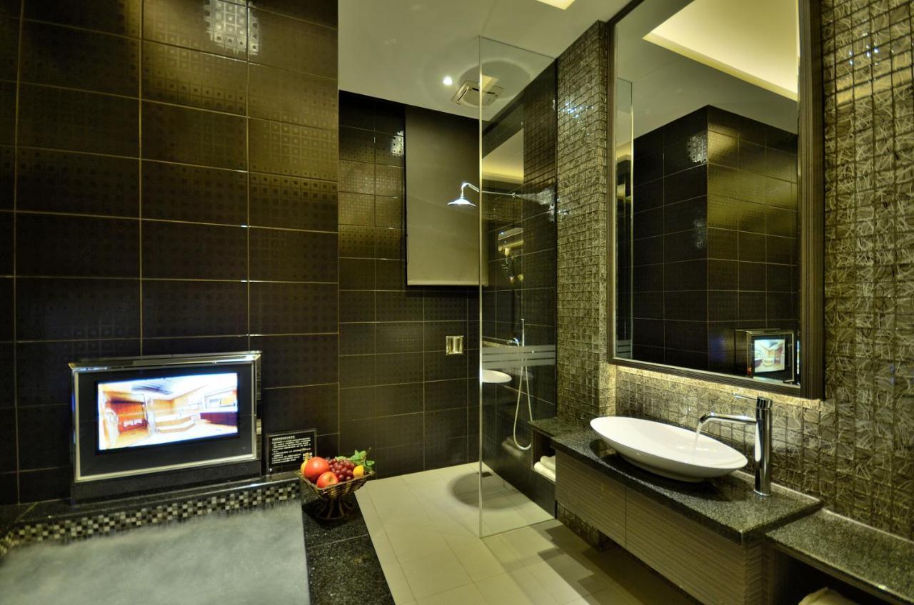Hea Duenn Motel Taizhong Zewnętrze zdjęcie
