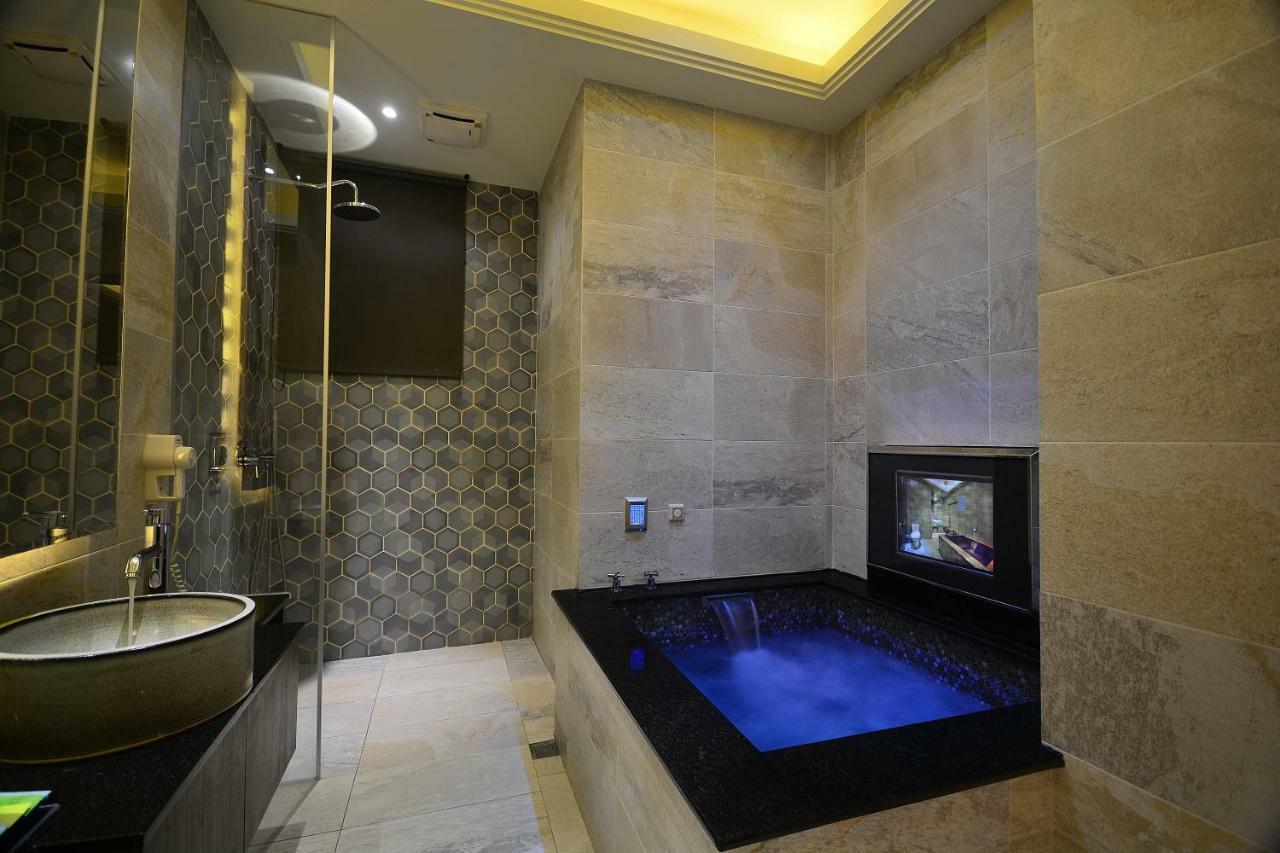 Hea Duenn Motel Taizhong Zewnętrze zdjęcie