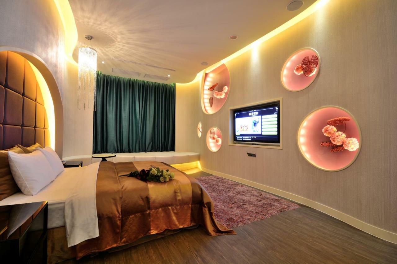 Hea Duenn Motel Taizhong Zewnętrze zdjęcie
